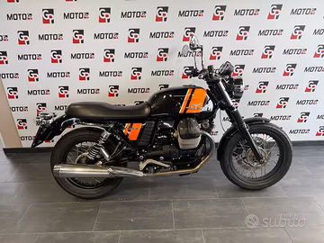 Moto guzzi v7 special 750