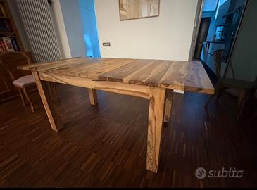 Tavolo  rettangolare allungabile in ulivo