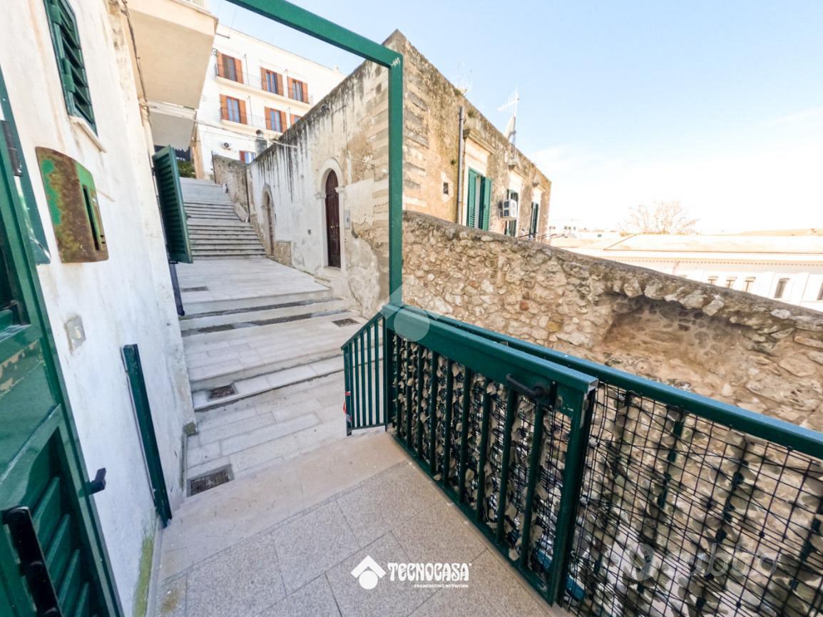 2 LOCALI A VIESTE - Altro