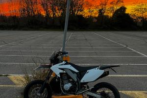 HM 180 a carburatore