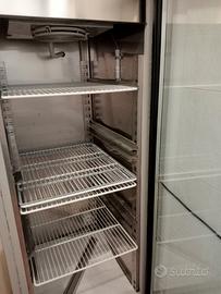 frigorifero con porta a vetro