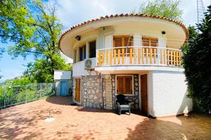 VILLA SINGOLA A FALCONARA ALBANESE