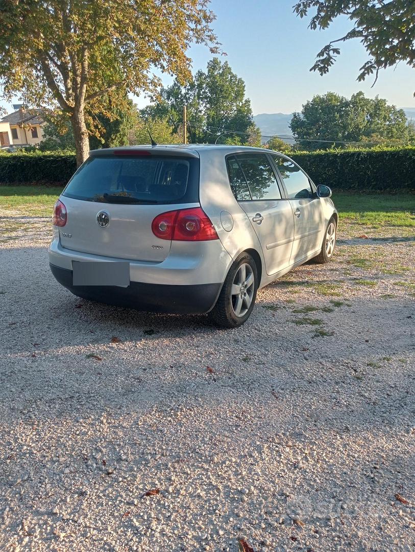 Volkswagen Golf 2009 photo 2