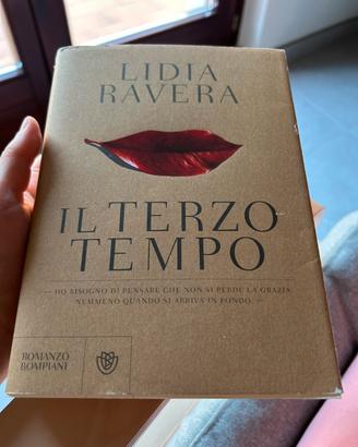 “Il terzo tempo” di Lidia Ravera