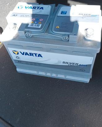 Batteria auto Varta 