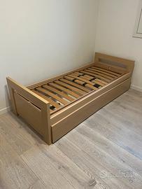 Letto singolo con rete reclinabile