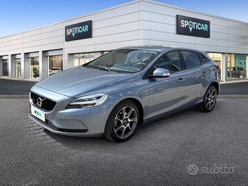 VOLVO V40 D2 Kinetic