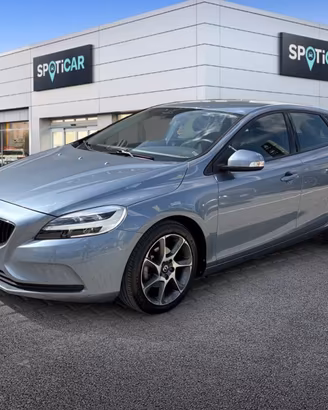 VOLVO V40 D2 Kinetic