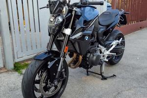 BMW F900R Triple black 06/2025 Km 1100