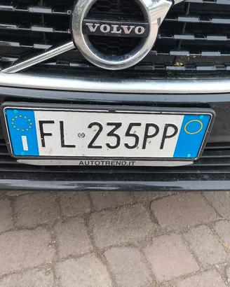 autovettura marca Volvo