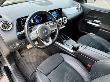 MERCEDES-BENZ GLA 200 d Automatic Premium