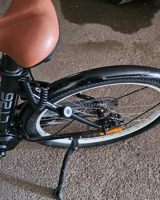 Bici elettrica con pedalata assistita