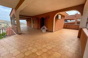 BIFAMILIARE A PALERMO