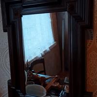 Specchiera antica in legno massiccio lavorato