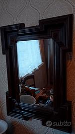 Specchiera antica in legno massiccio lavorato