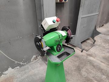 Smerigliatrice, affilatrici e  rettificatrice