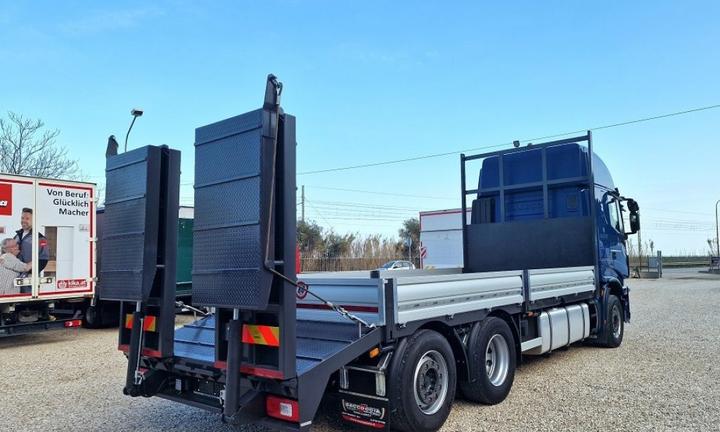 IVECO HI-WAY 460 FP 6x2 E6 PIANALE CARRELLONE