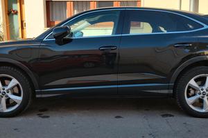 AUDI Q3 1.4 TFSIE PLUG IN HYBRID - BUSINESS PLUS