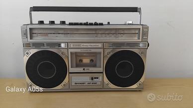 Stereo boombox