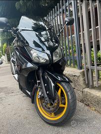 Yamaha T-Max 530 2012