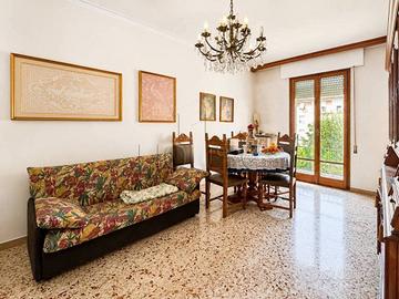 Appartamento di 85 m² con 4 locali e posto auto a 