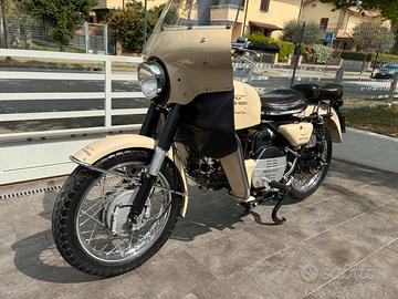 Moto Guzzi Nuovo Falcone 500 Sahara