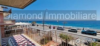 Appartamento 80 mq fronte mare a roccalumera