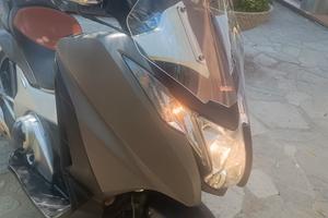 HONDA INTEGRA DCT  2014  TOP  28.000  KM € 3000