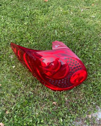 Fanale posteriore sinistro Peugeot 207 sw