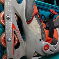 Pattini a rotelle mis. 36-38 e paracolpi