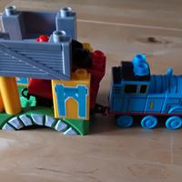 Trenino Thomas con carretto portacarbone  +ponte 