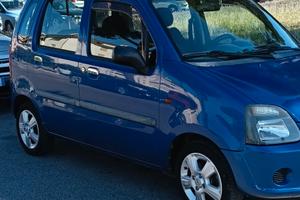 Opel Agila 2004.