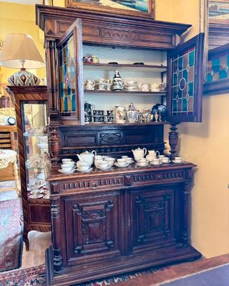 Antica credenza doppio corpo Neorinascimentale