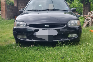 Ford escort 1.6 benzina