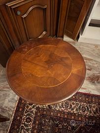 Tavolino rotondo d’appogio