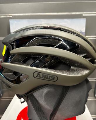Casco Abus Airbreaker Olive Green M