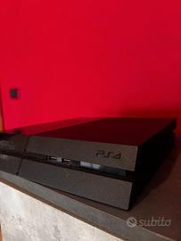 PLAY STATION 4