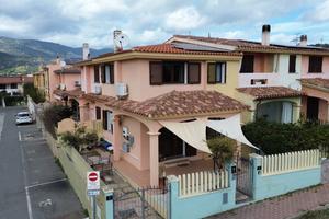 Villetta indipendente con cortile