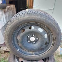 Pneumatici + cerchi 185/60 R15 nuovi