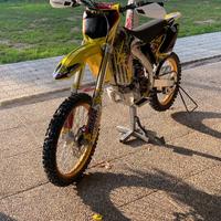 Suzuki rmz250