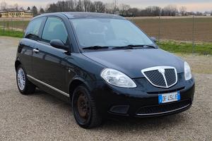 Lancia Ypsilon 1.2 Argento