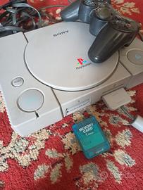 PLAYSTATION 1 ORIGINALE COMPLETA + 6 GIOCHI
