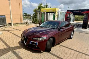 Alfa Romeo Giulia 2.2 150cv AT8 (no ad-blue)