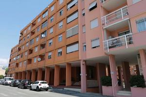 Box auto / Garage in BIELLA zona residenziale