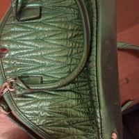 borsa verde con glitter