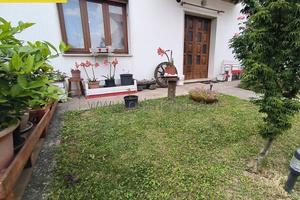 Moniego - Porzione di casa al piano terra - RIF 64