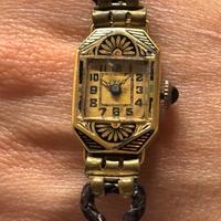 Orologio antico in oro