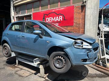 RICAMBI FIAT GRANDE PUNTO 5 PORTE 2009  BENZINA