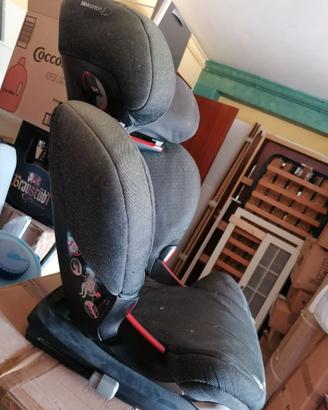 Seggiolino auto