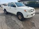 toyota-hilux-2-5-d4d-120cv-4x4-cab-corta